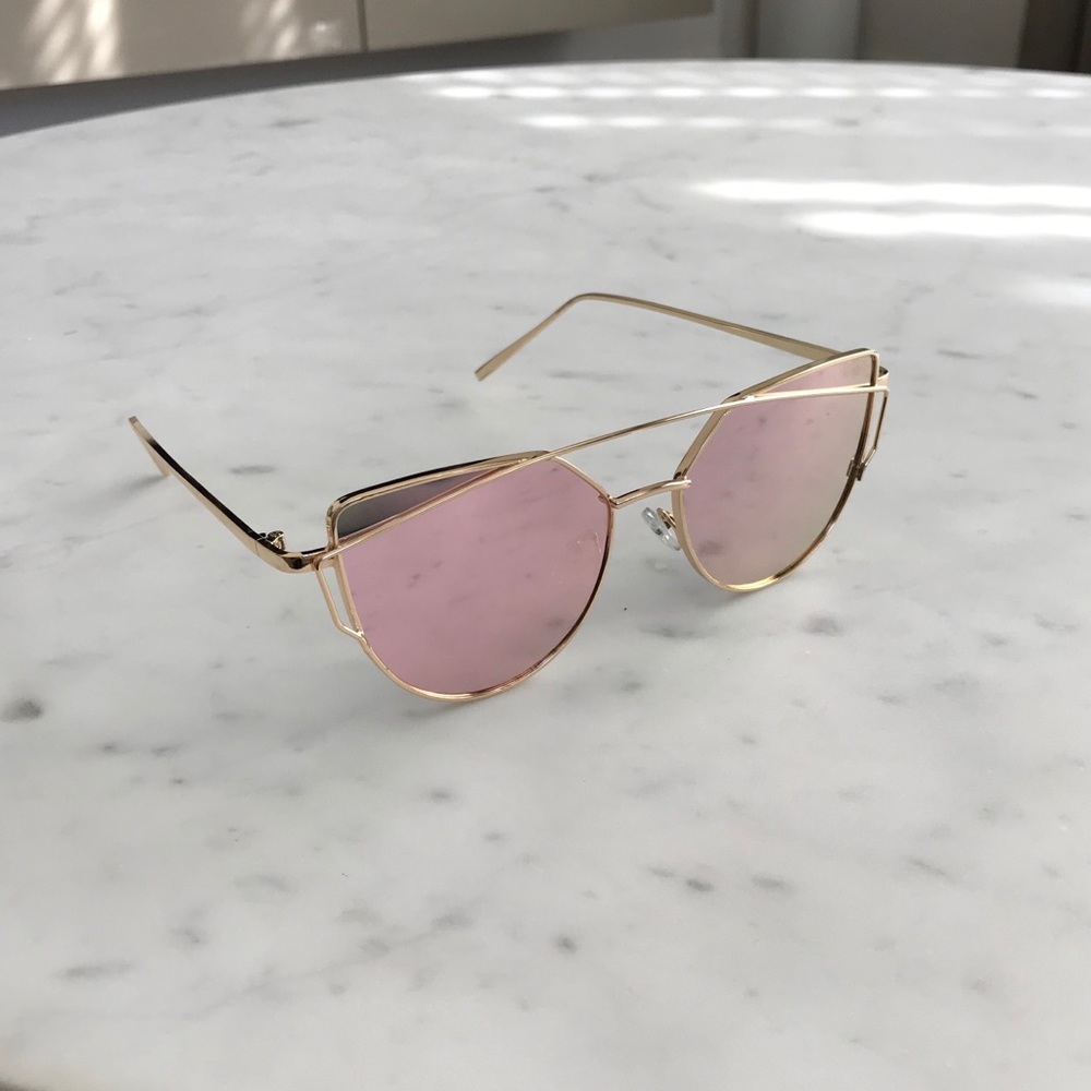 Pink Cat Eye Mirrored Street Fashion Sunglasses - Picture 5 of 8